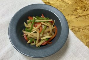 ヴィーガン青椒肉絲
