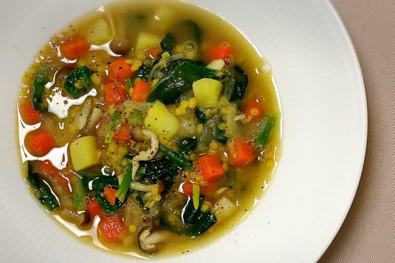 野菜たっぷり！レンズ豆のスープ | VEGAN子育て